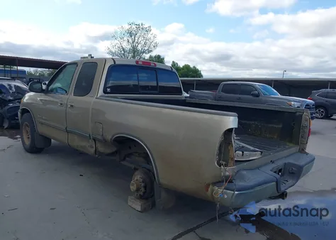 2002 Toyota Tundra Sr5 V8 from USA, damaged, VIN 5TBRT34152S331197